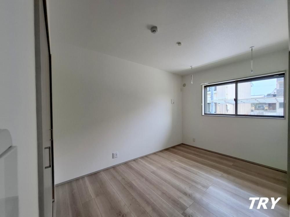 �y�Q���z�@