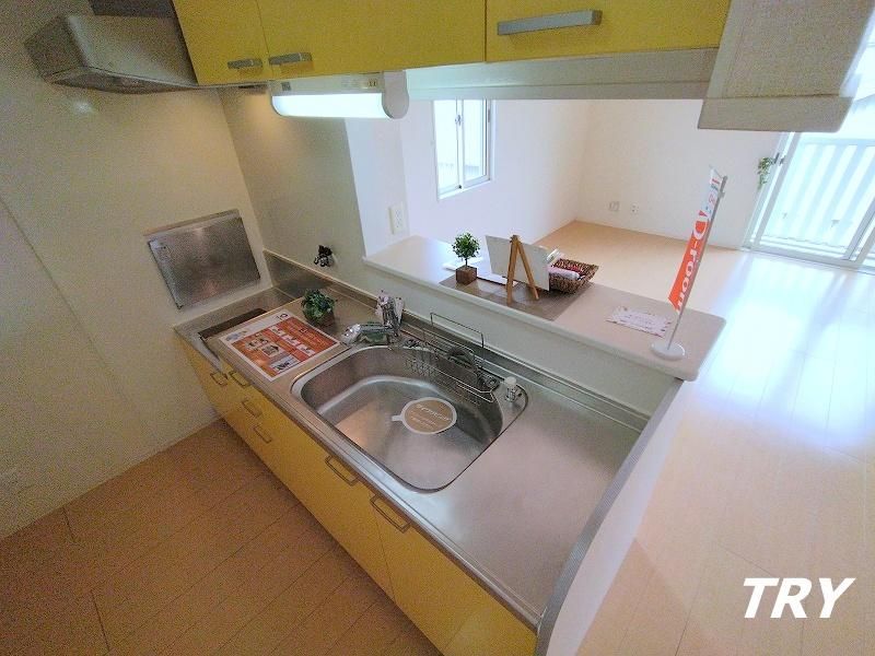 �y�L�b�`���z�@