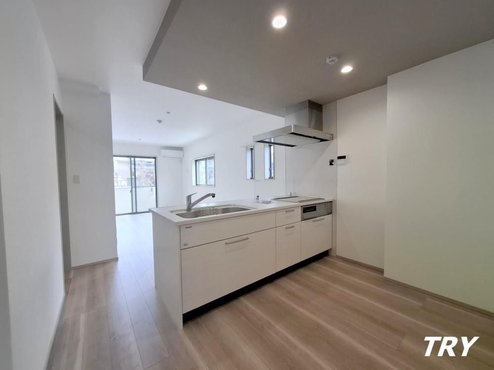 �y�L�b�`���z�@