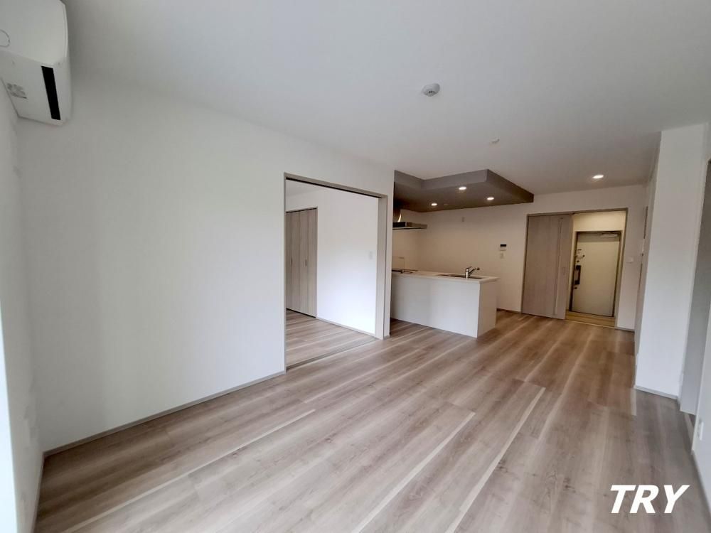 �y���ԁE���r���O�z�@