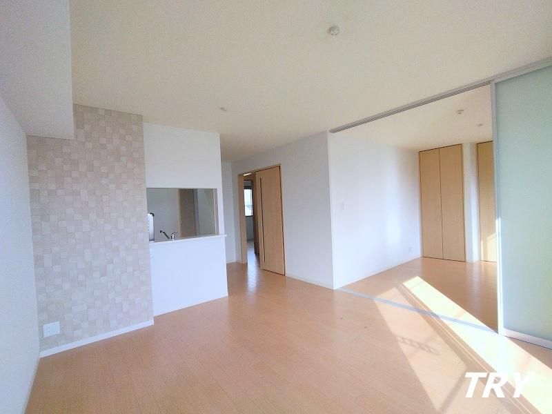 �y���ԁE���r���O�z�@