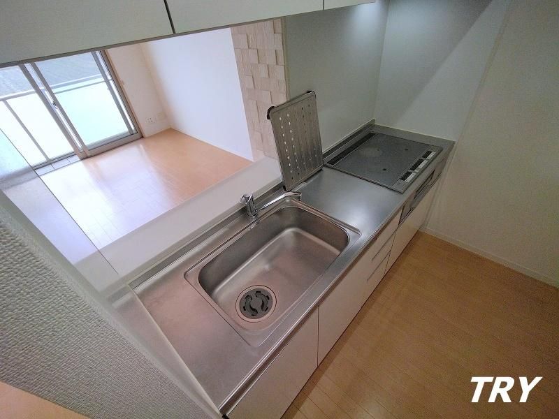 �y�L�b�`���z�@