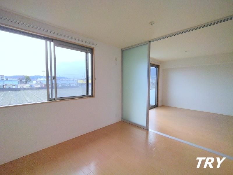 �y�Q���z�@