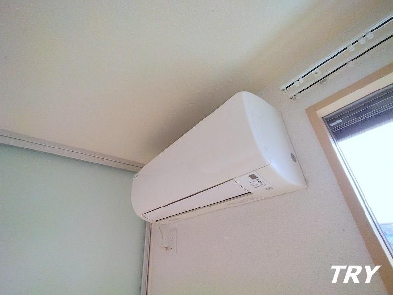 �y���̑��ݔ��z�@