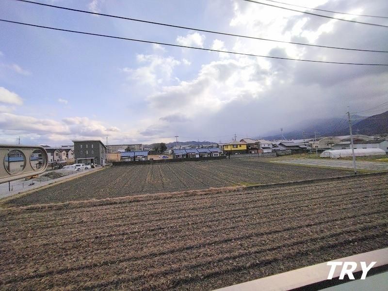 �y���]�z�@