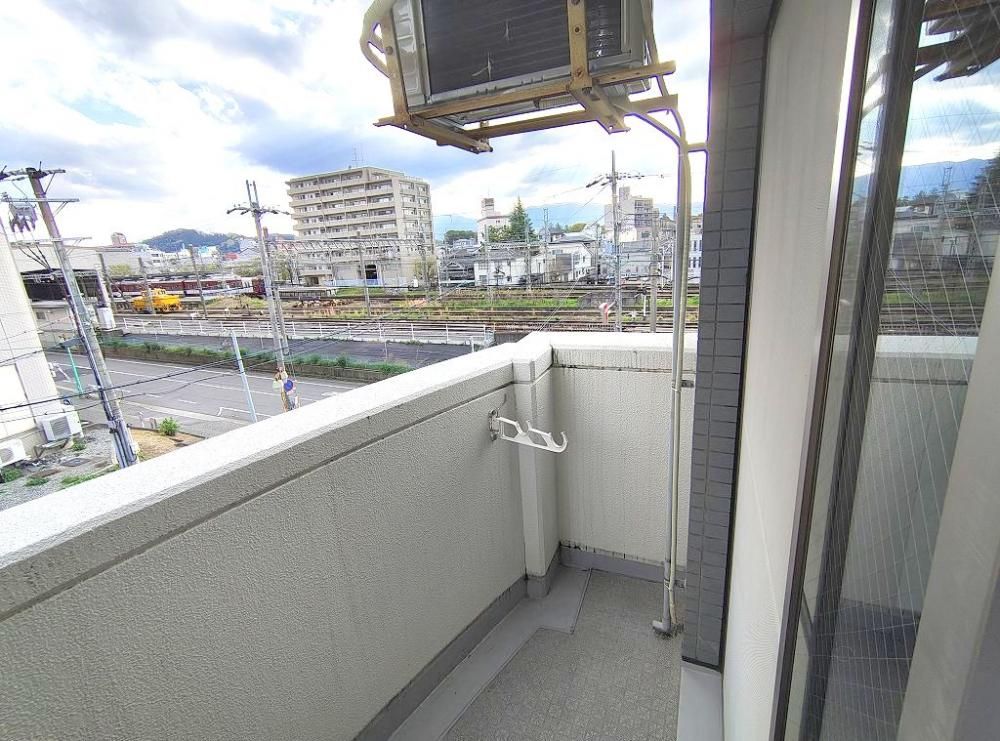 �y�o���R�j�[�z�@