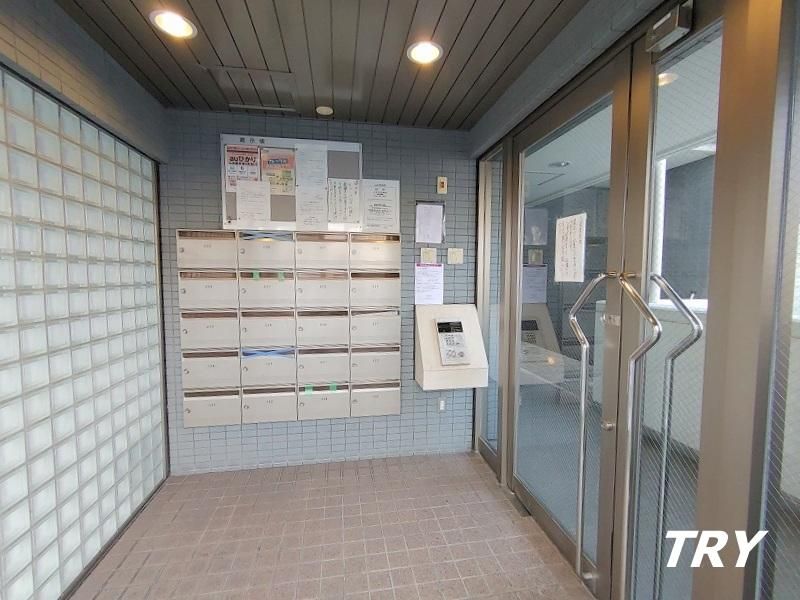 �y�G���g�����X�z�@