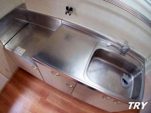 �y�L�b�`���z�@