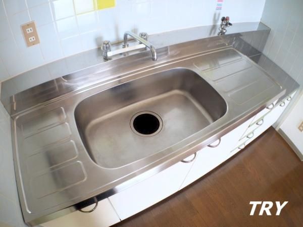 �y�L�b�`���z�@