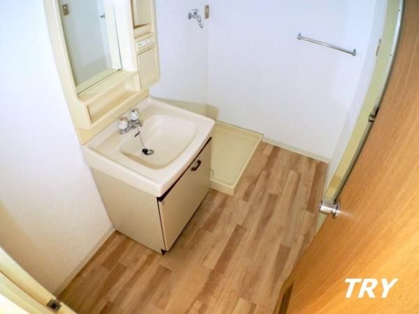 �y���ʏ��z�@