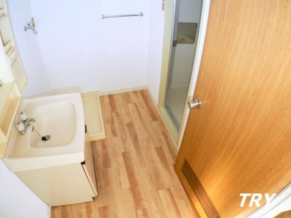 �y���ʏ��z�@