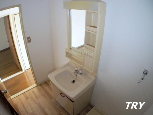 �y���ʏ��z�@