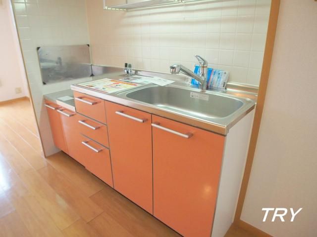 �y�L�b�`���z�@