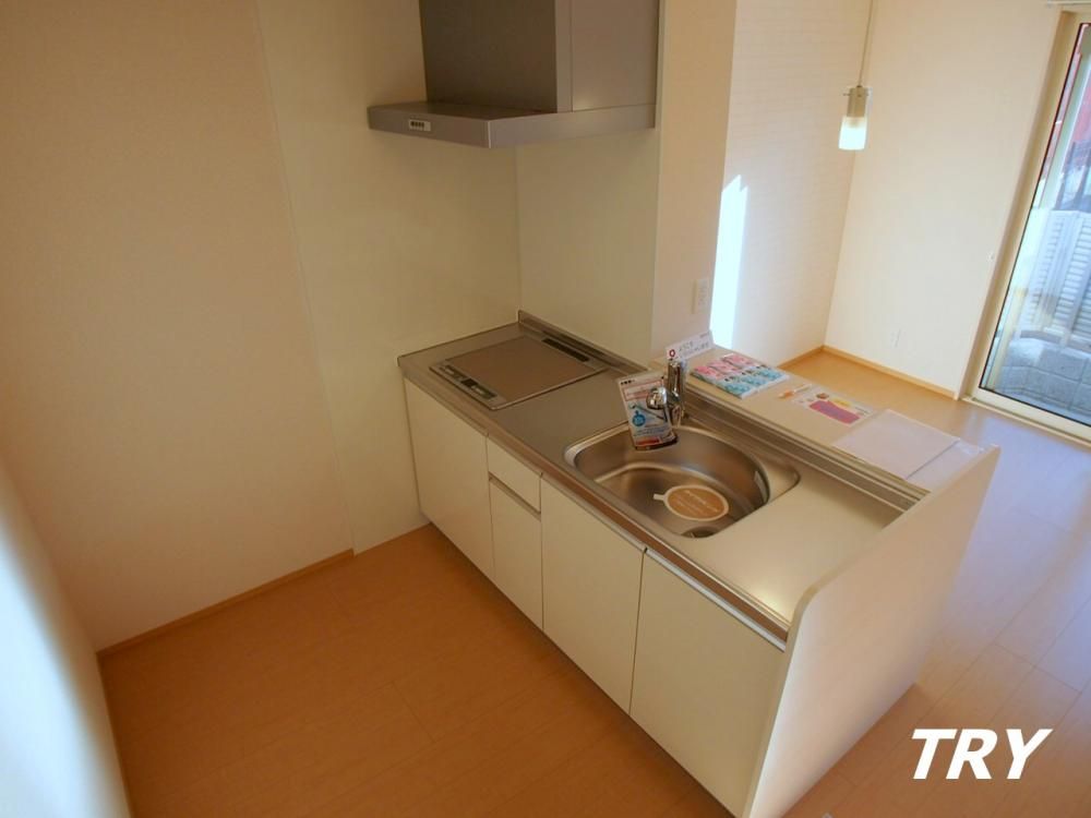 �y�L�b�`���z�@