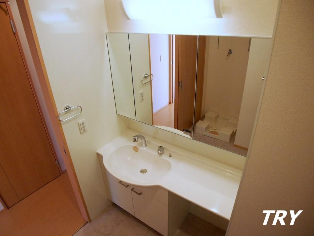 �y���ʏ��z�@