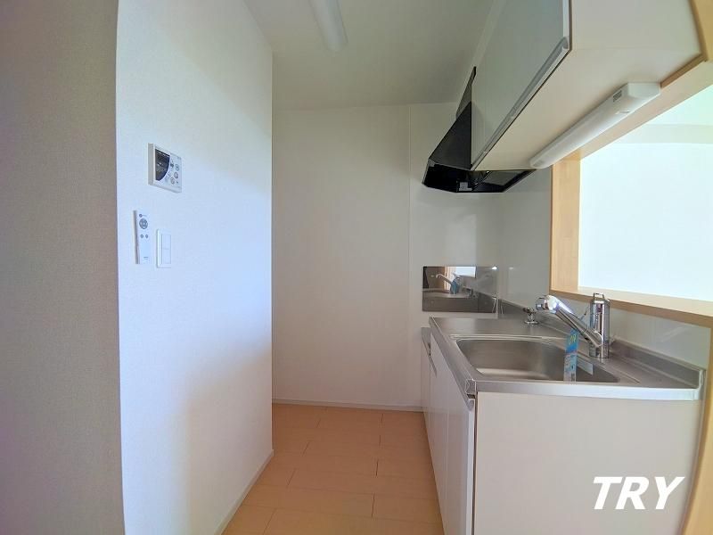 �y�L�b�`���z�@