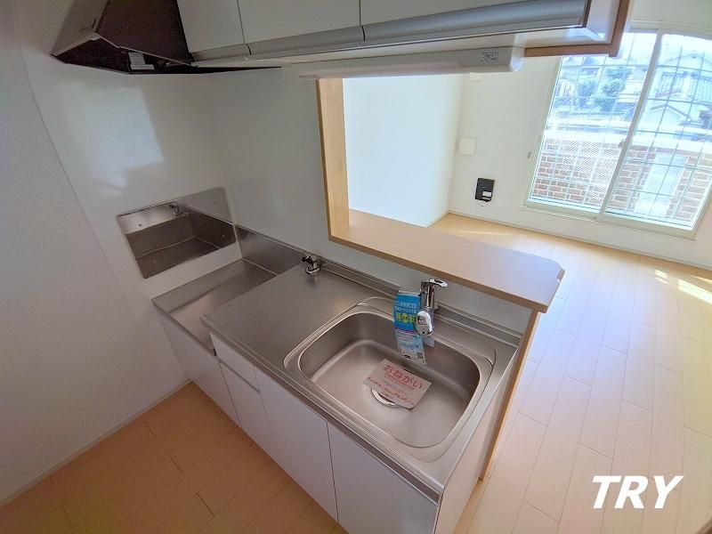 �y�L�b�`���z�@