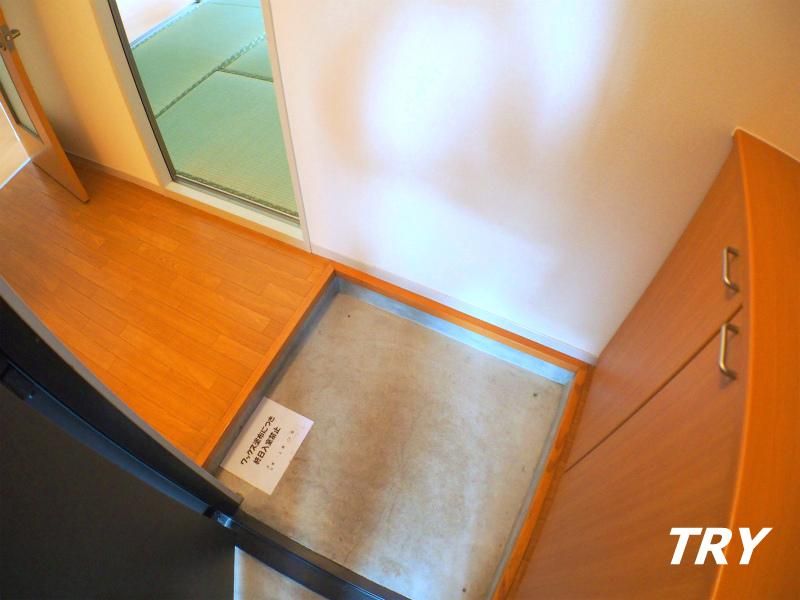 �y���ցz�@