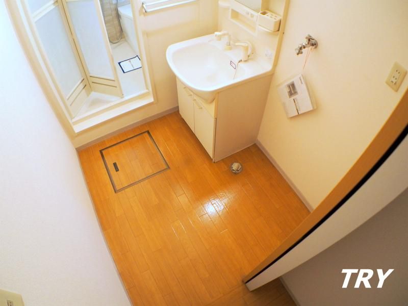 �y���ʏ��z�@