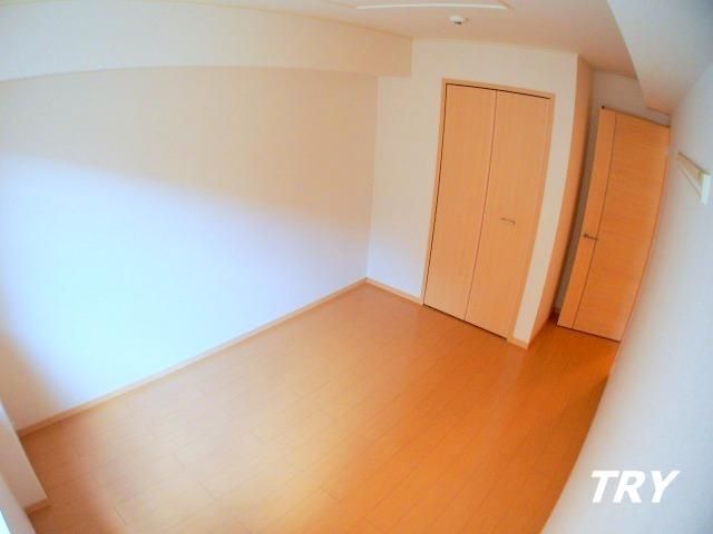 �y�Q���z�@