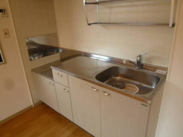 �y�L�b�`���z�@