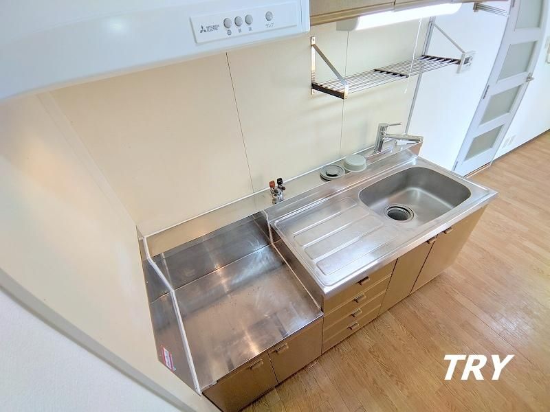 �y�L�b�`���z�@