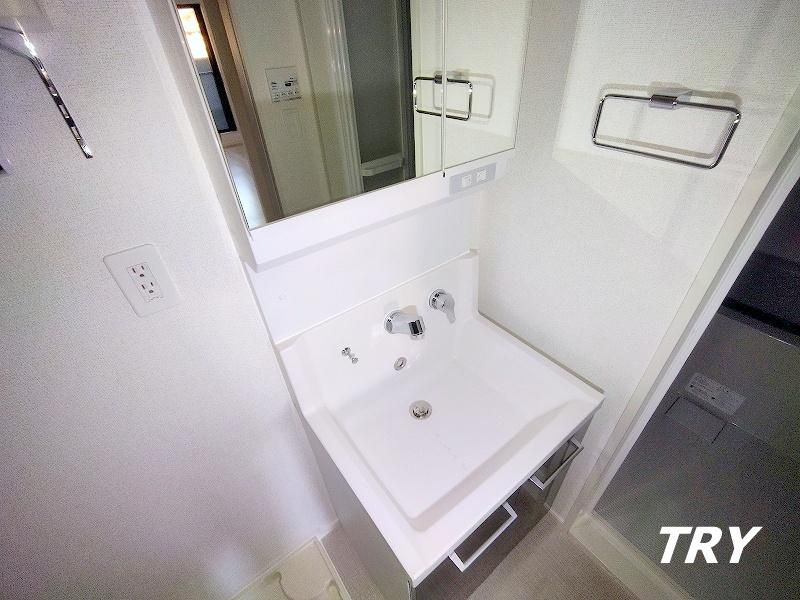 �y���ʏ��z�@