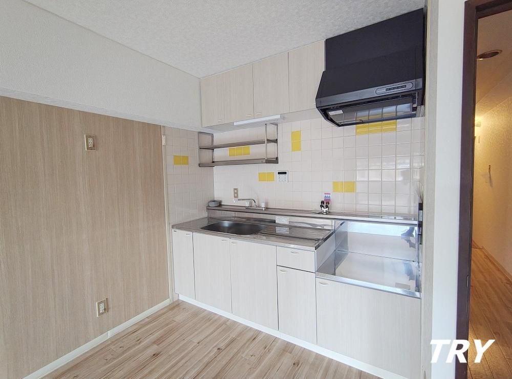 �y�L�b�`���z�@