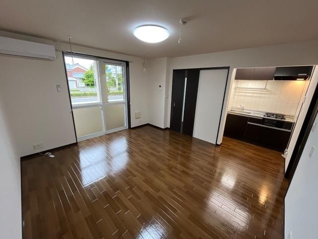 �y���ԁE���r���O�z�@