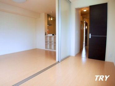 �y�����E���r���O�z�@�����r���O�@10.5�����m���@4����