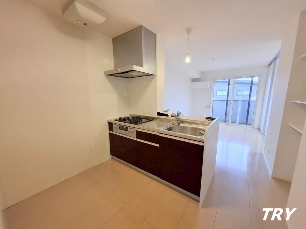 �y�L�b�`���z�@