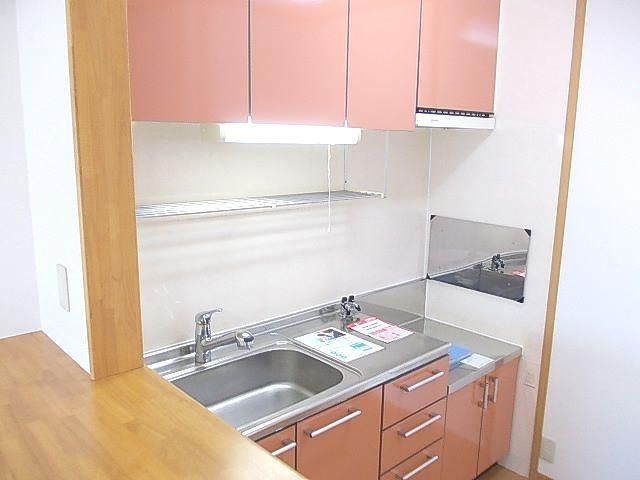 �y�L�b�`���z�@