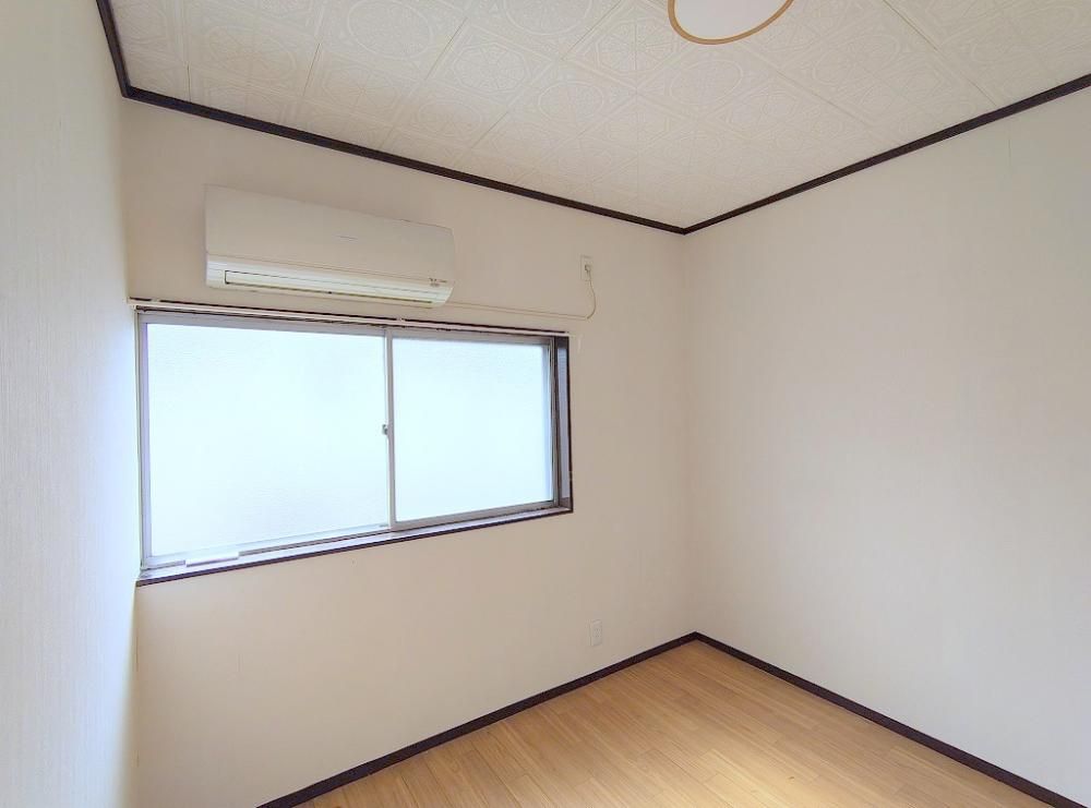 �y���̑������E�X�y�[�X�z�@