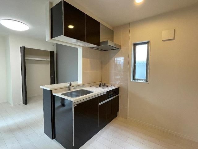 �y�L�b�`���z�@