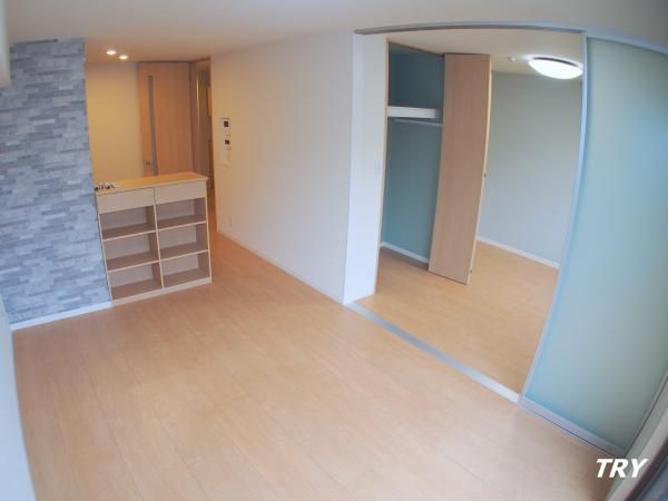 �y�����E���r���O�z�@�k�c�j�@11.9��(^^��