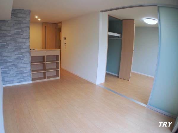 �y�����E���r���O�z�@�k�c�j�@11.9��(^^��