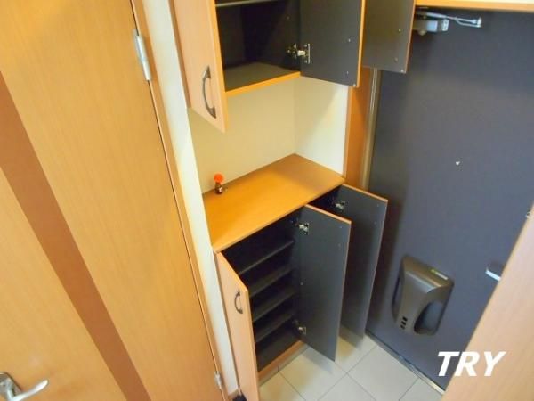 �y���ցz�@
