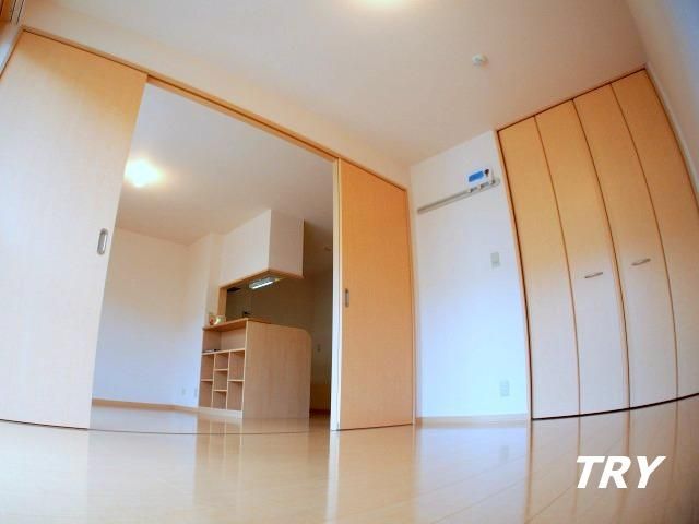 �y�Q���z�@