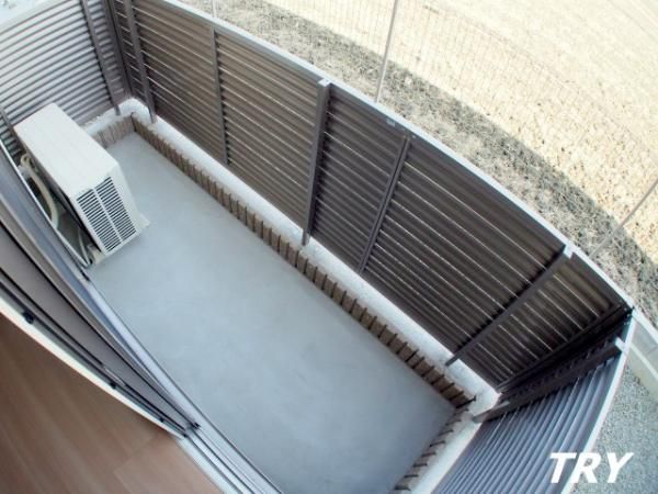 �y��z�@�e���X