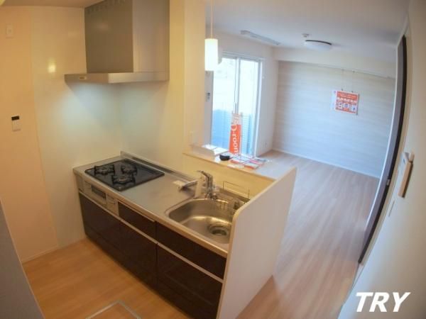 �y�L�b�`���z�@