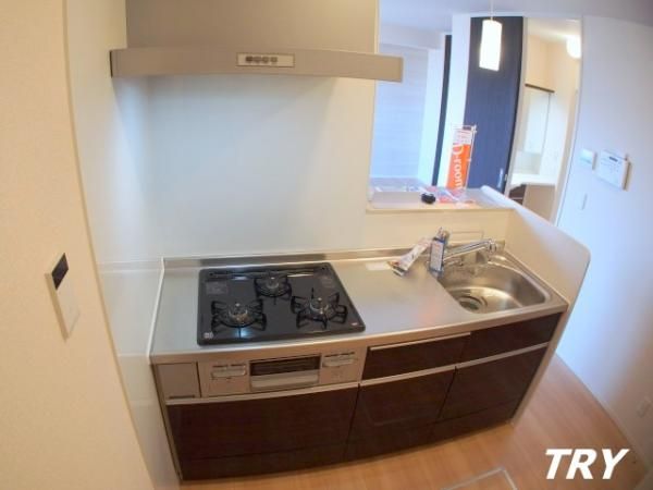 �y�L�b�`���z�@