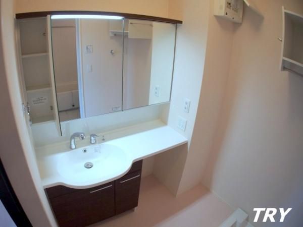 �y���ʏ��z�@