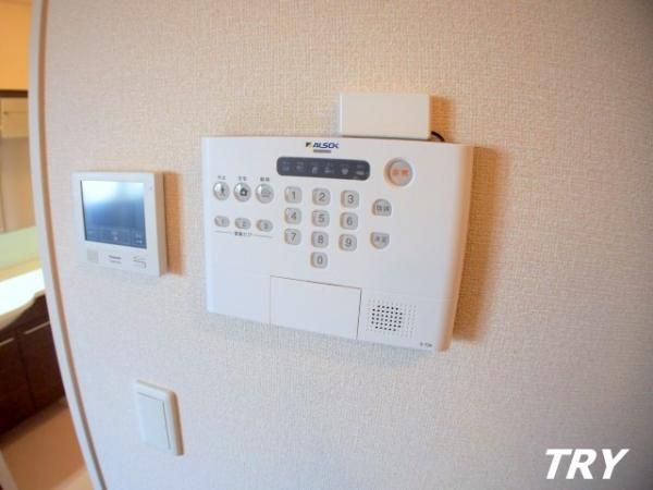 �y���̑��ݔ��z�@