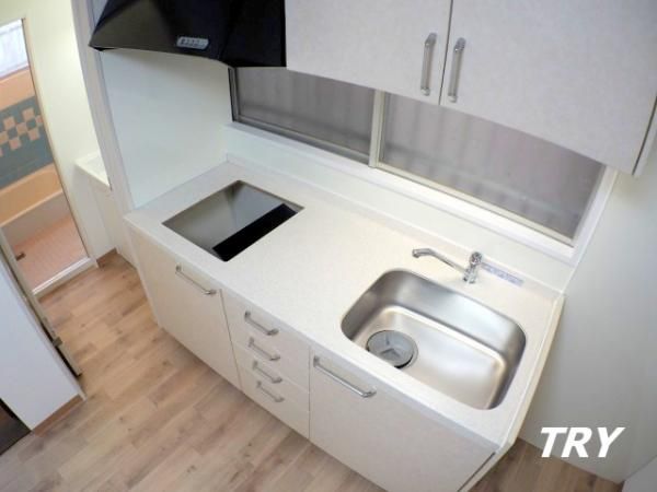 �y�L�b�`���z�@