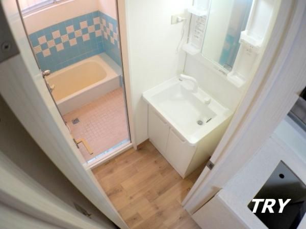 �y���ʏ��z�@