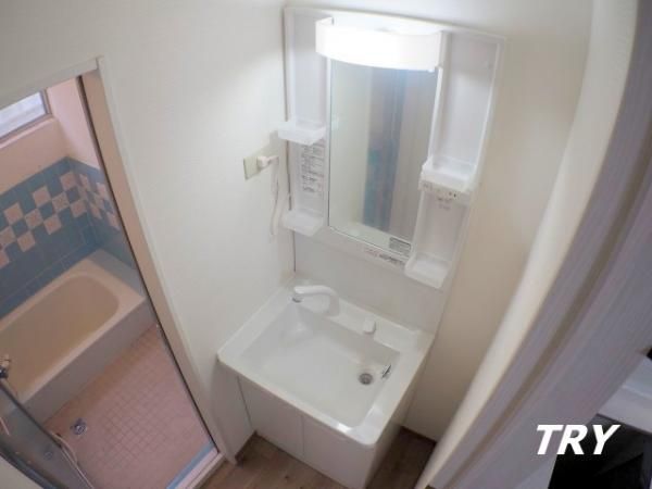 �y���ʏ��z�@