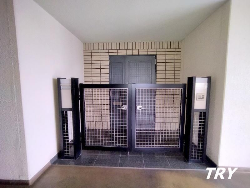 �y���ցz�@