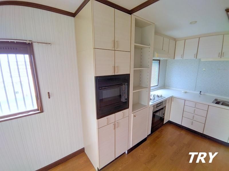 �y�L�b�`���z�@