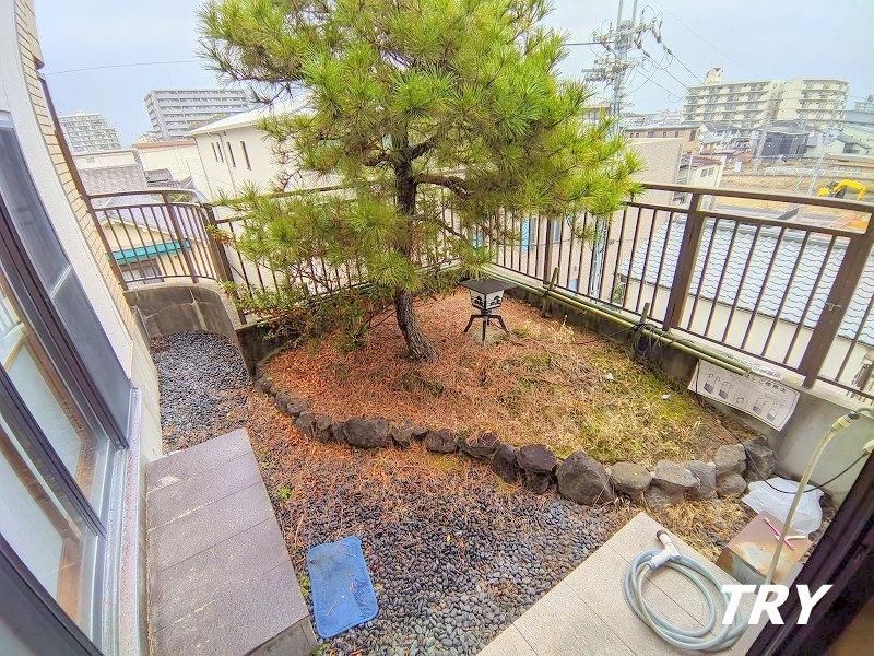 �y�o���R�j�[�z�@