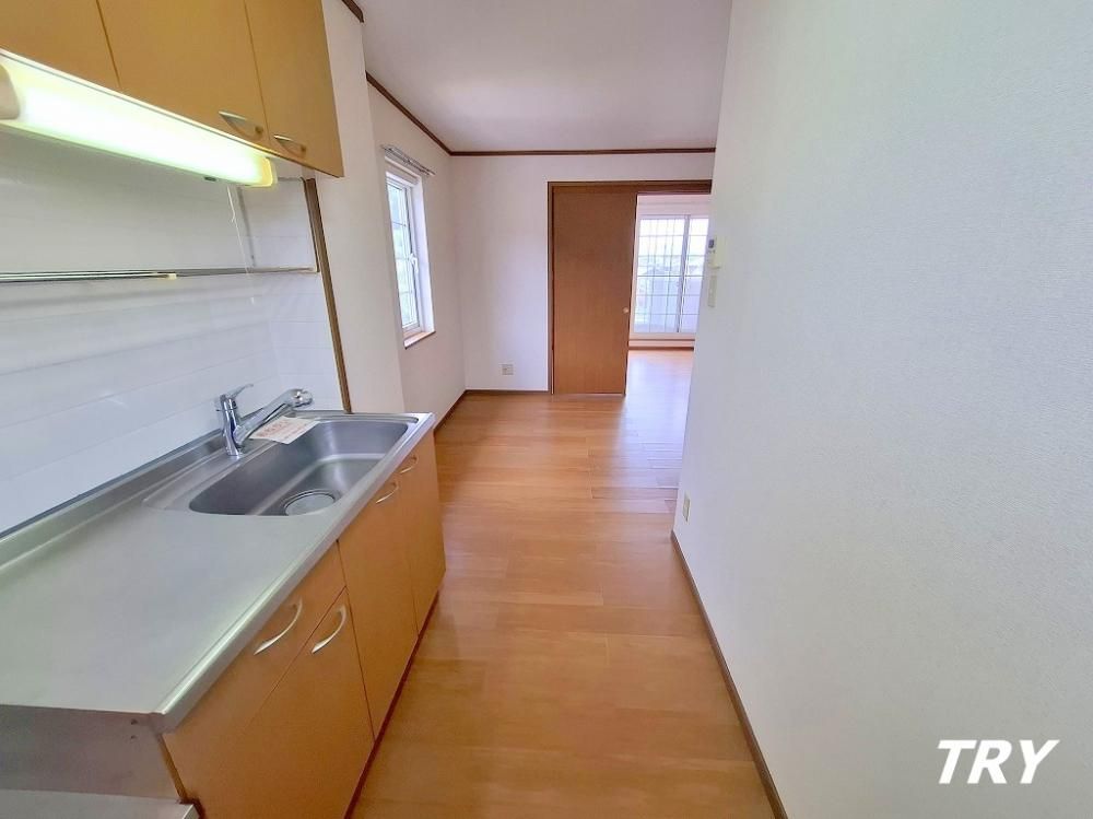 �y�L�b�`���z�@